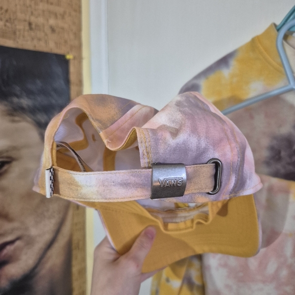 Matching Tracksuit - Picture 3 of 7